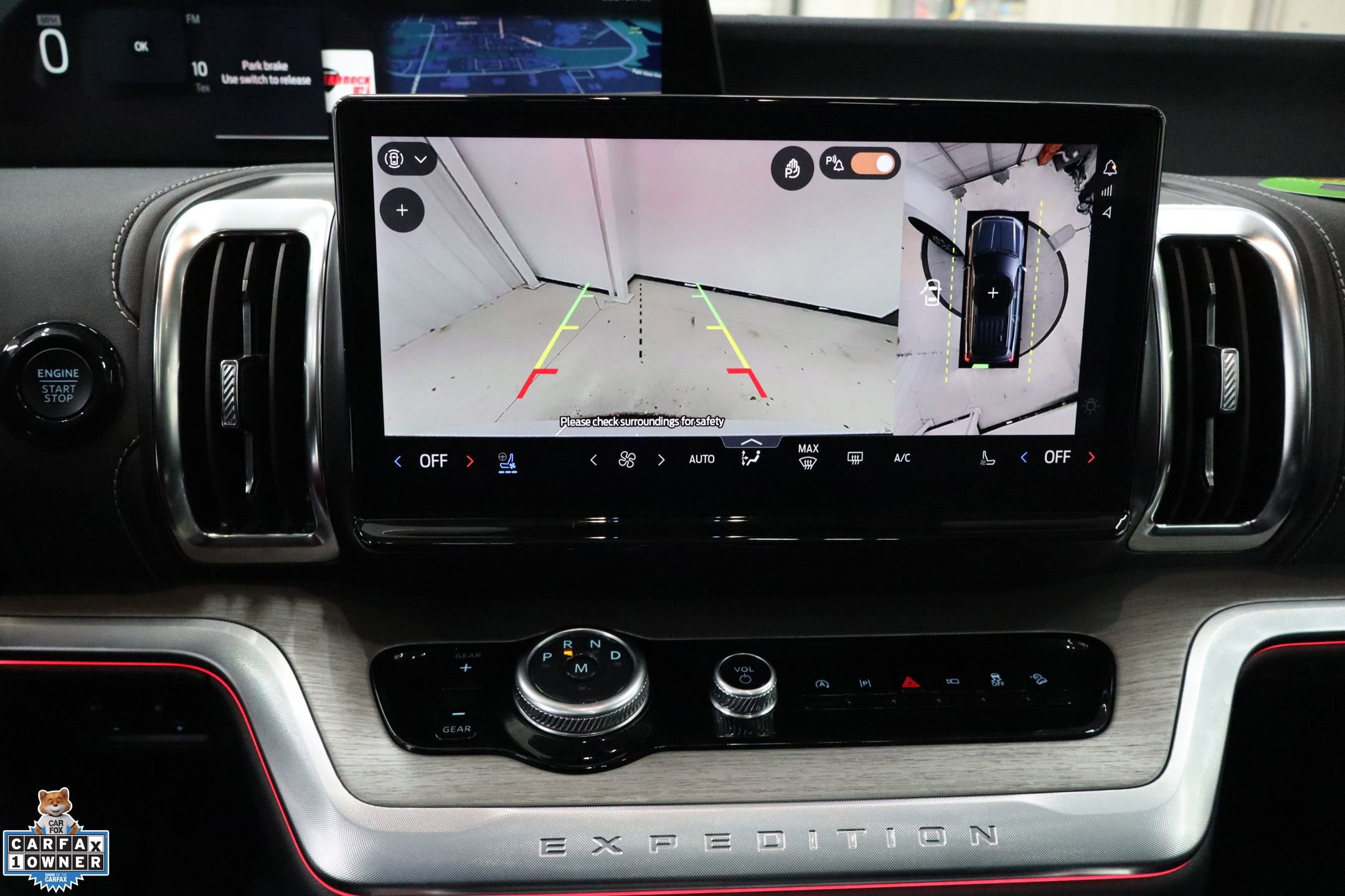 Certified 2025 Ford Expedition Max Platinum image 19