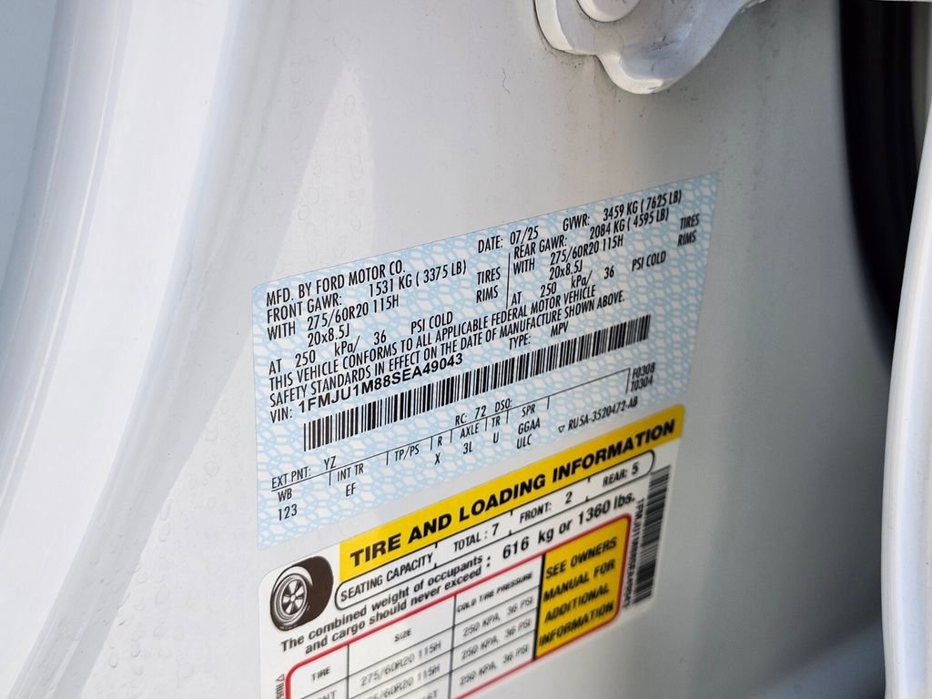 Certified 2025 Ford Expedition Platinum image 39