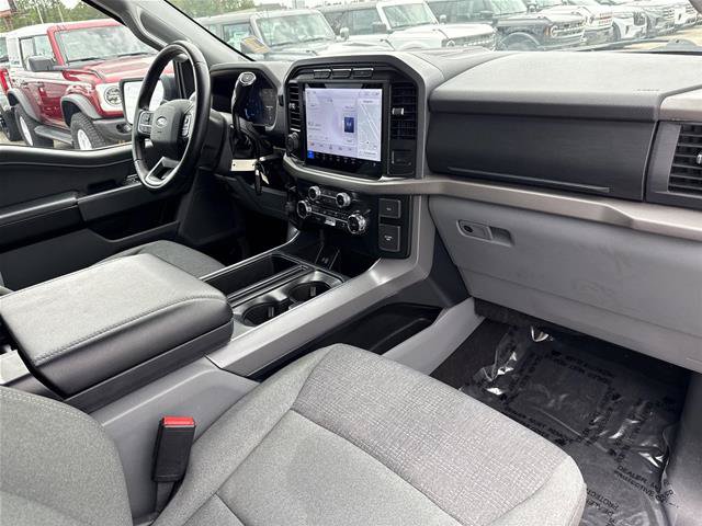 Certified 2024 Ford F150 XLT w/ Mobile Office Package AWD/4WD image 19