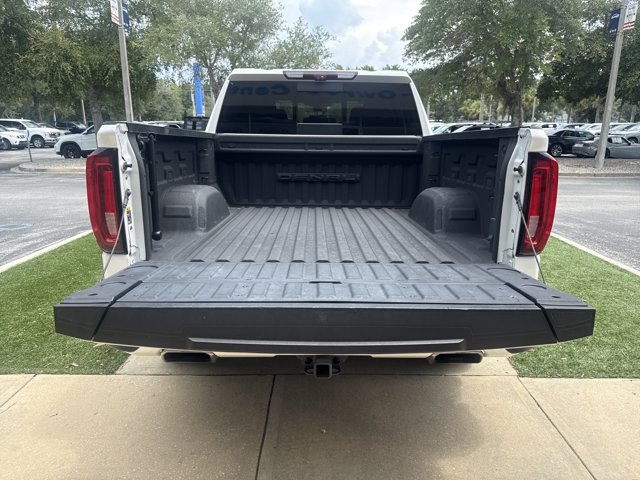 Used 2020 GMC Sierra 1500 Denali w/ Denali Ultimate Package AWD/4WD image 8