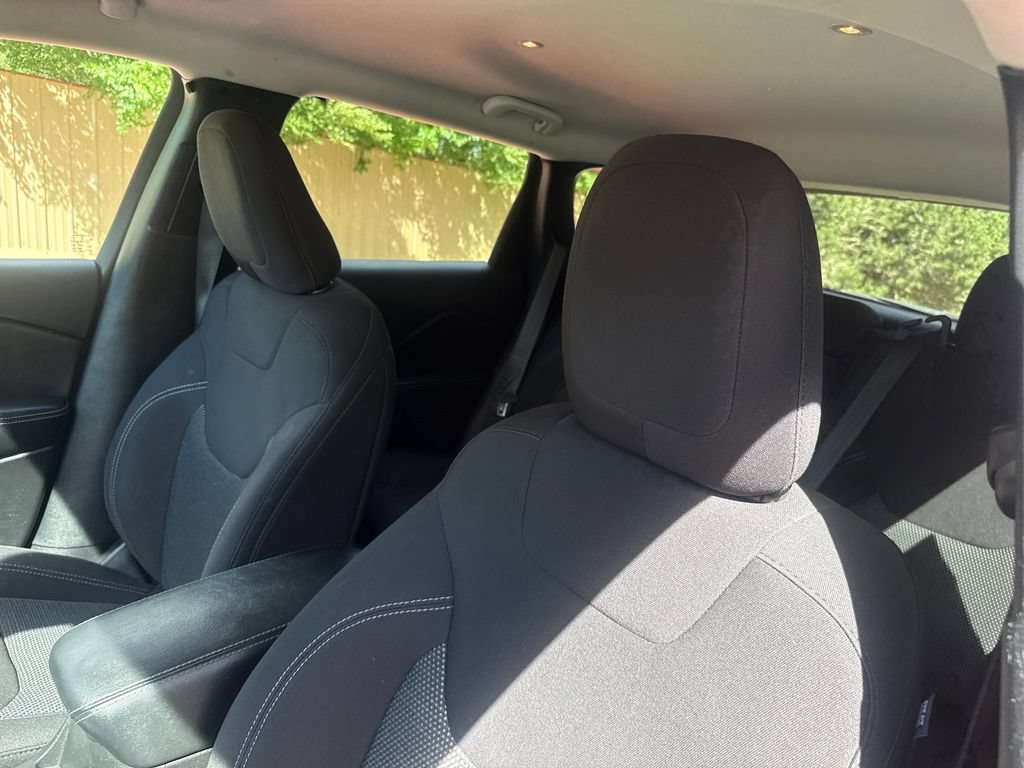 Used 2021 Jeep Cherokee Latitude FWD image 13