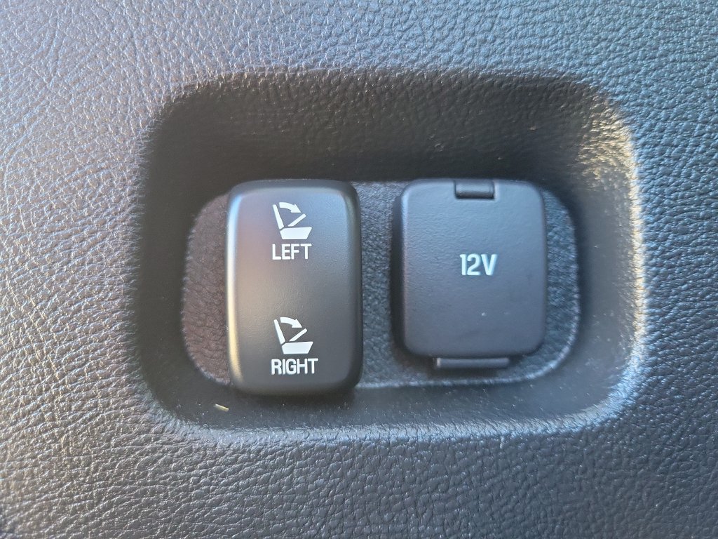 Certified 2023 Ford Edge ST w/ Equipment Group 401A AWD/4WD image 8