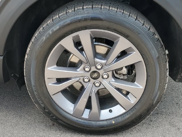 Certified 2023 Ford Explorer XLT w/ Equipment Group 202A AWD/4WD image 33