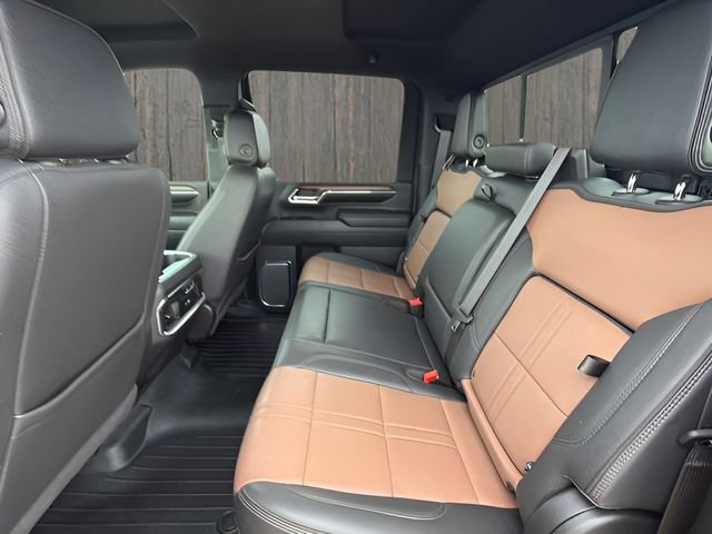Used 2024 Chevrolet Silverado 3500 High Country AWD/4WD image 17