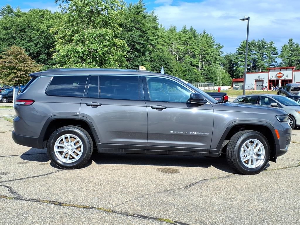 Used 2023 Jeep Grand Cherokee L Laredo w/ Trailer Tow Group (B) AWD/4WD image 3