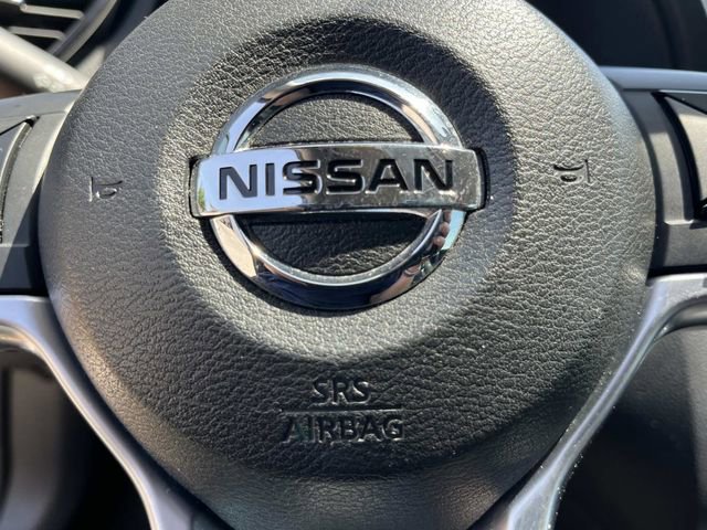 Used 2019 Nissan Rogue SV FWD image 39