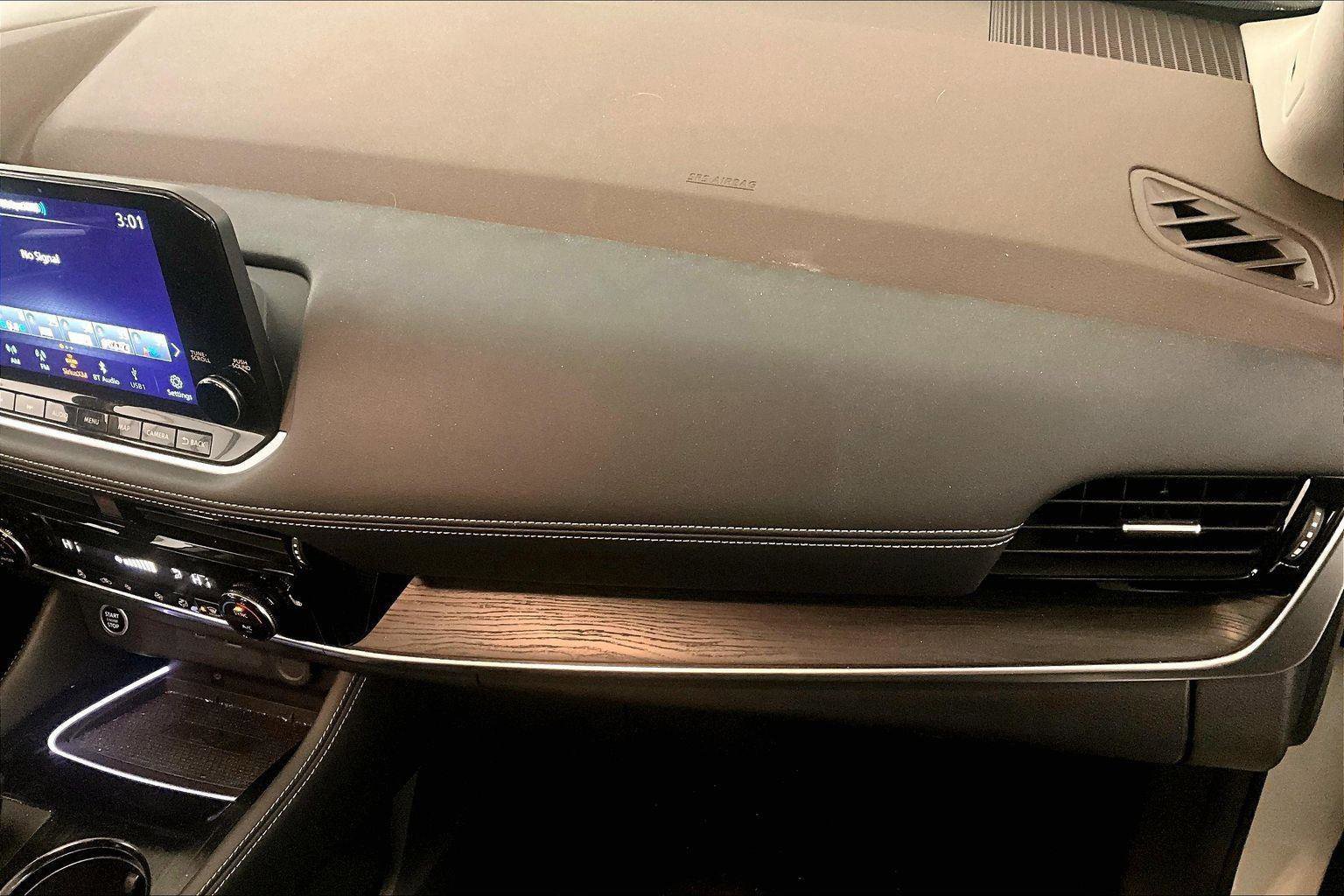 Used 2023 Nissan Rogue Platinum image 15