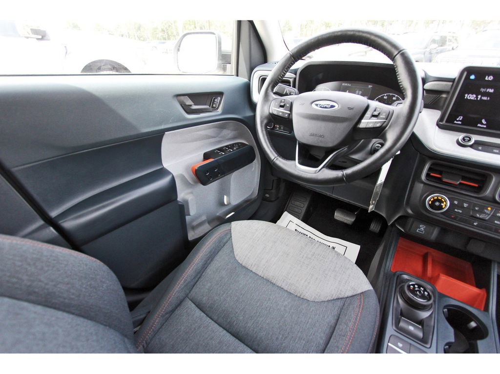 Certified 2022 Ford Maverick XLT w/ XLT Luxury Package FWD image 10
