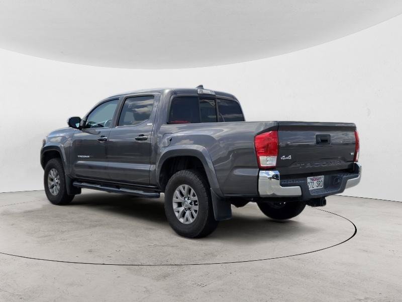 Used 2017 Toyota Tacoma SR5 w/ Tow Package AWD/4WD image 5