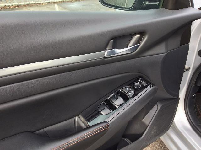 Used 2024 Nissan Altima 2.5 SR image 16