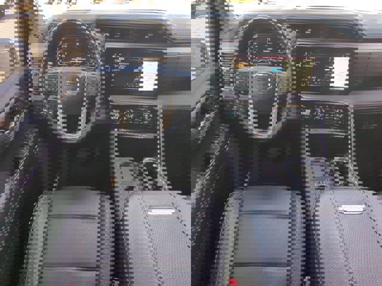 Used 2024 GMC Sierra 3500 Denali w/ Denali Reserve Package image 14