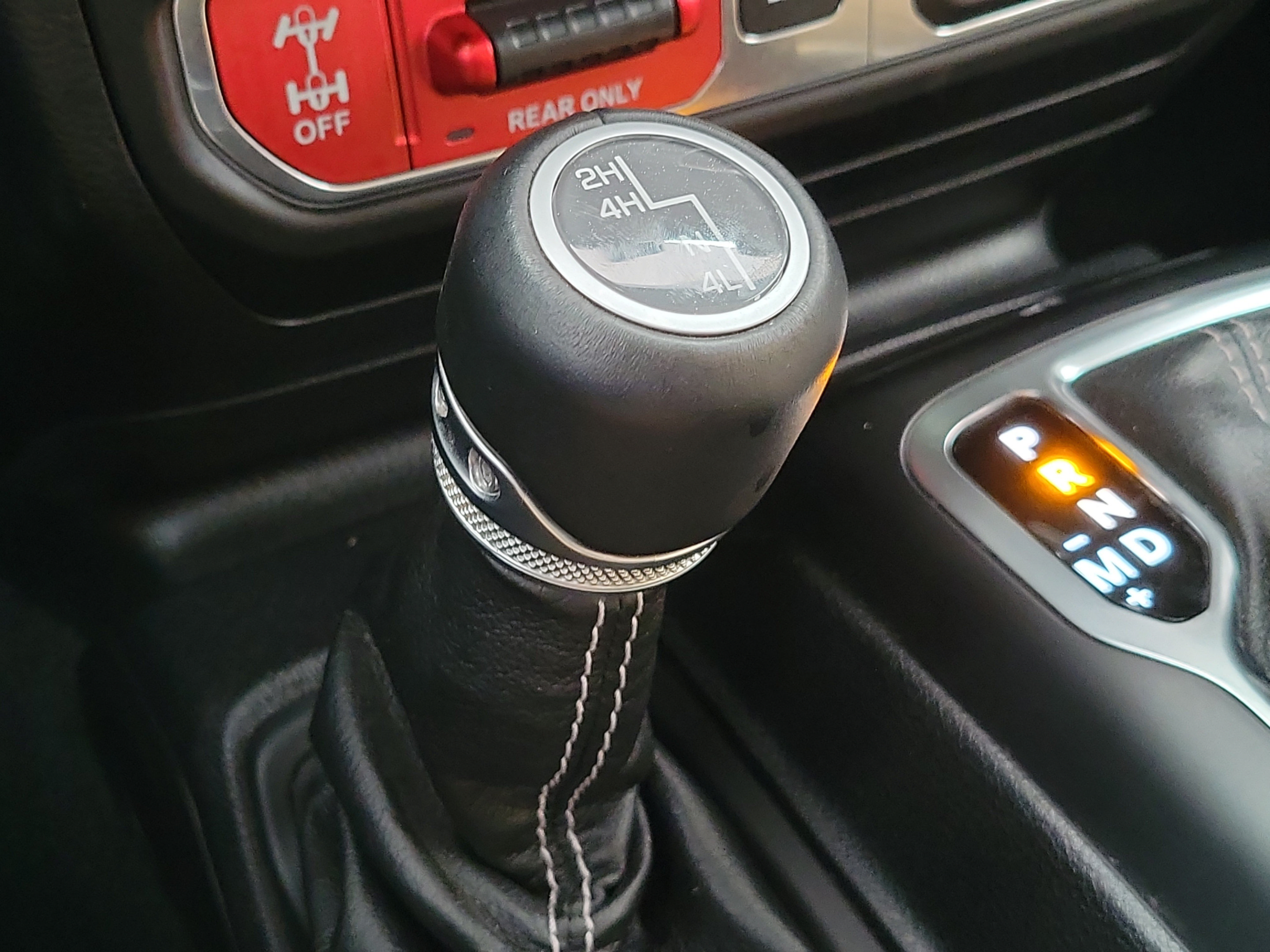 Used 2020 Jeep Wrangler Unlimited Rubicon AWD/4WD image 30