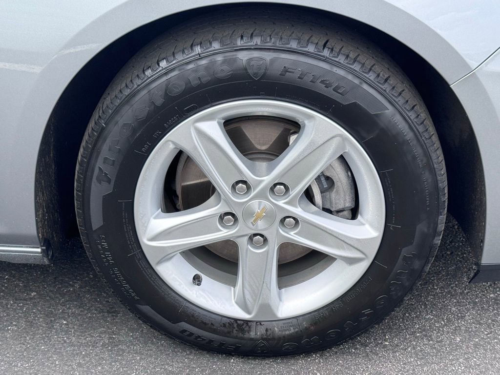 Used 2025 Chevrolet Malibu LS FWD image 41