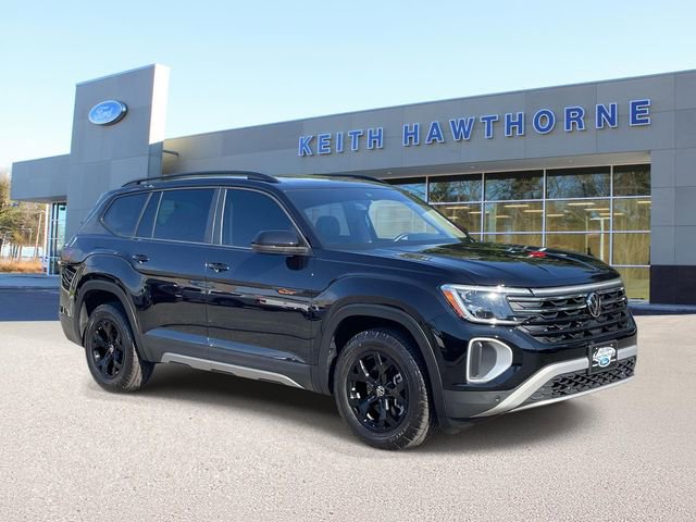Used 2024 Volkswagen Atlas Peak Edition SEL AWD/4WD image 1