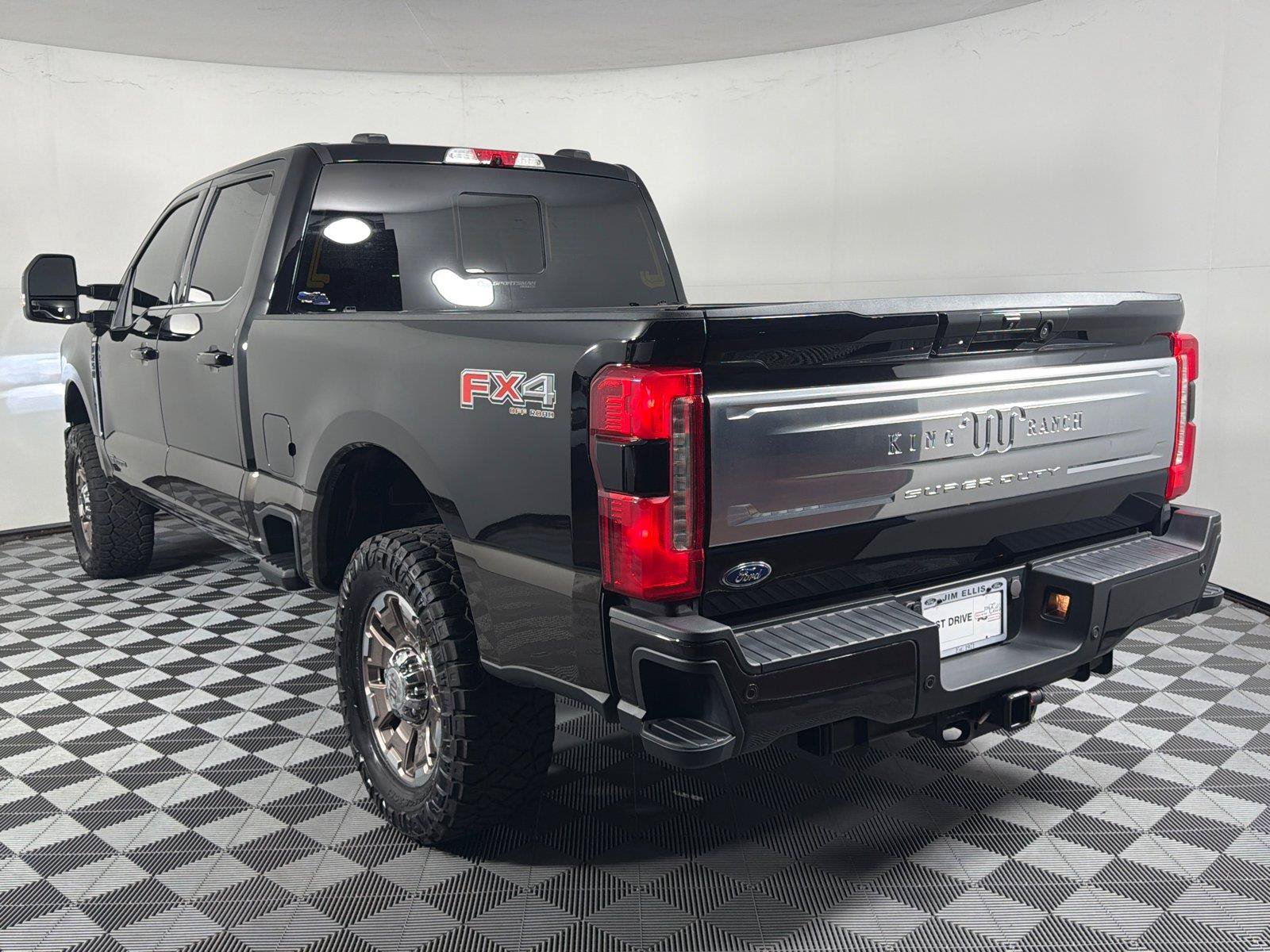 Certified 2025 Ford F250 King Ranch AWD/4WD image 5