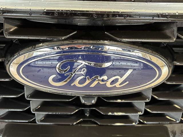 Certified 2024 Ford Escape Platinum w/ Premium Technology Package image 30