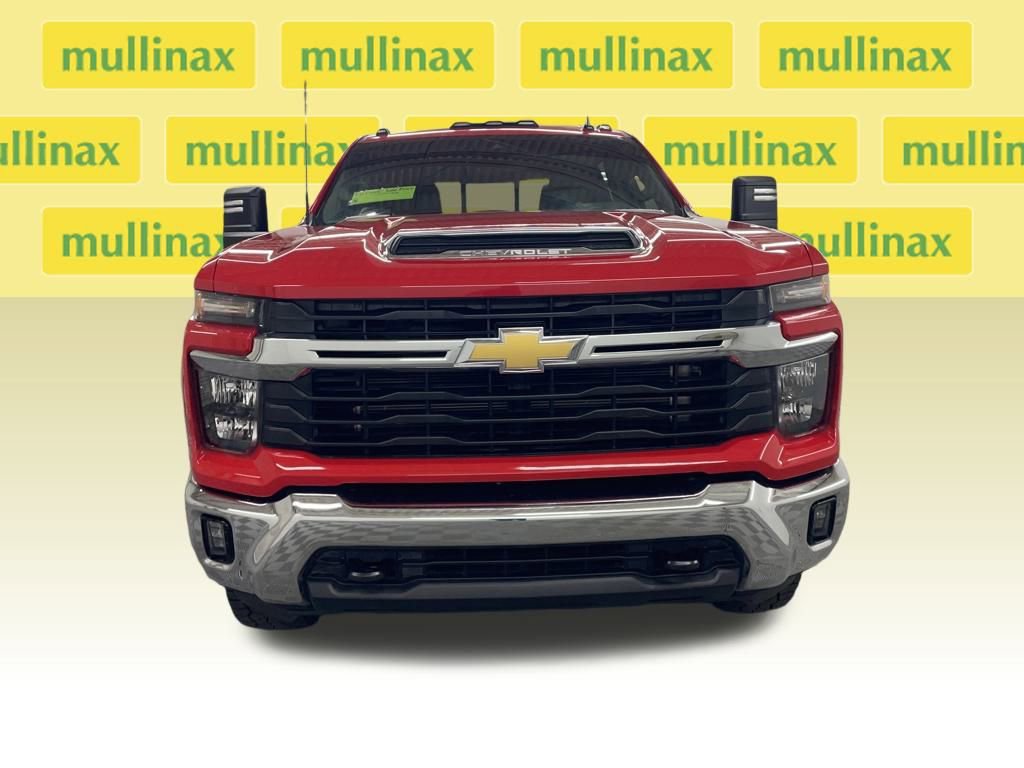 Used 2025 Chevrolet Silverado 2500 LT w/ Leather Package image 15