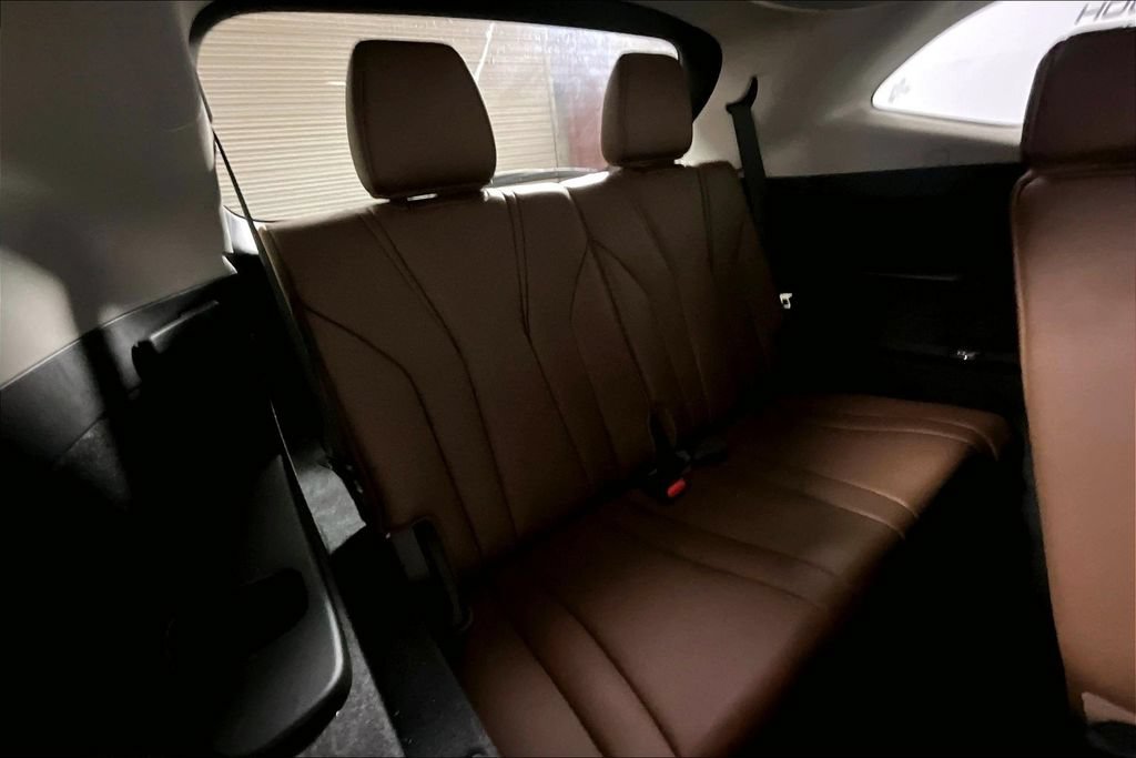 Used 2024 Acura MDX FWD w/ Technology Package image 23