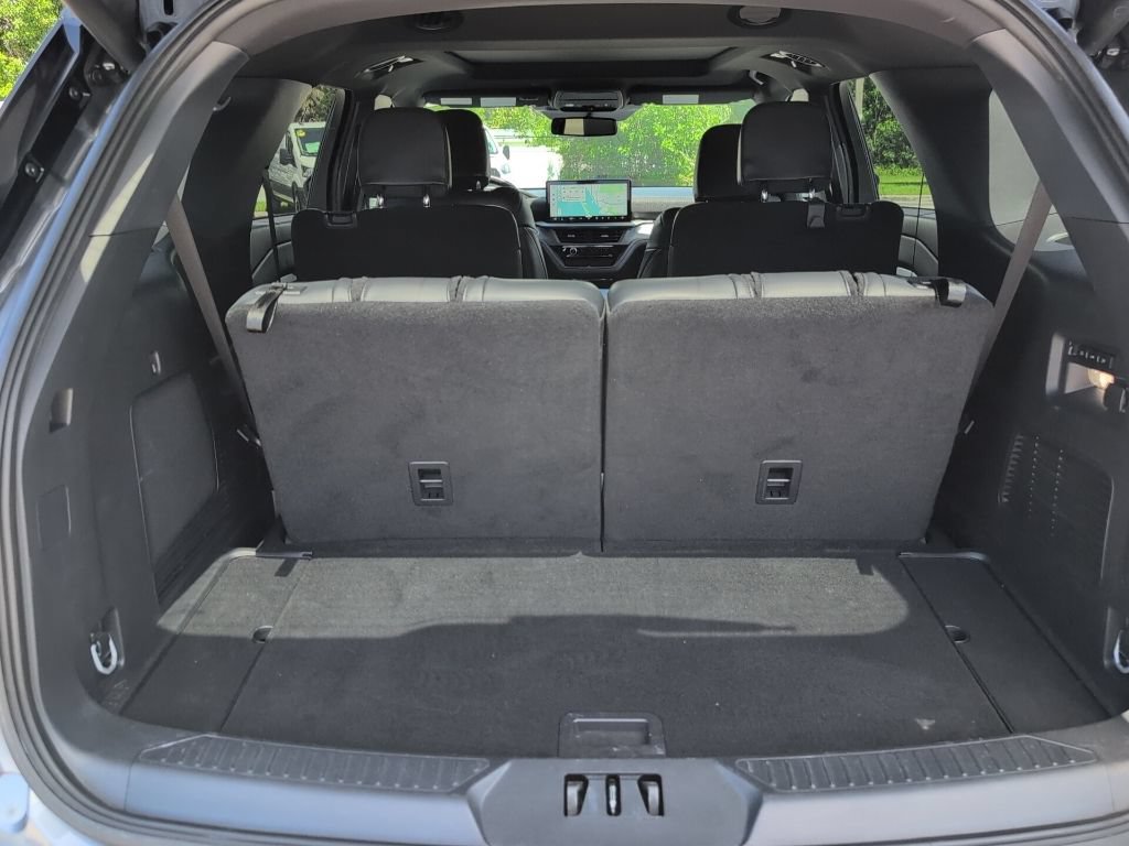 Certified 2025 Ford Explorer ST w/ Sun And Sound Package RWD image 13