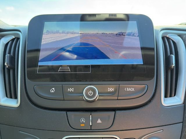 Used 2023 Chevrolet Malibu LT image 24