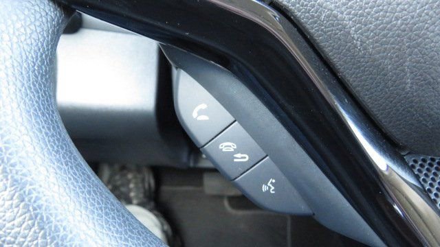 Used 2018 Honda HR-V LX image 22