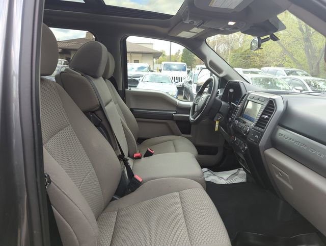 Certified 2022 Ford F250 XLT w/ XLT Premium Package AWD/4WD image 22