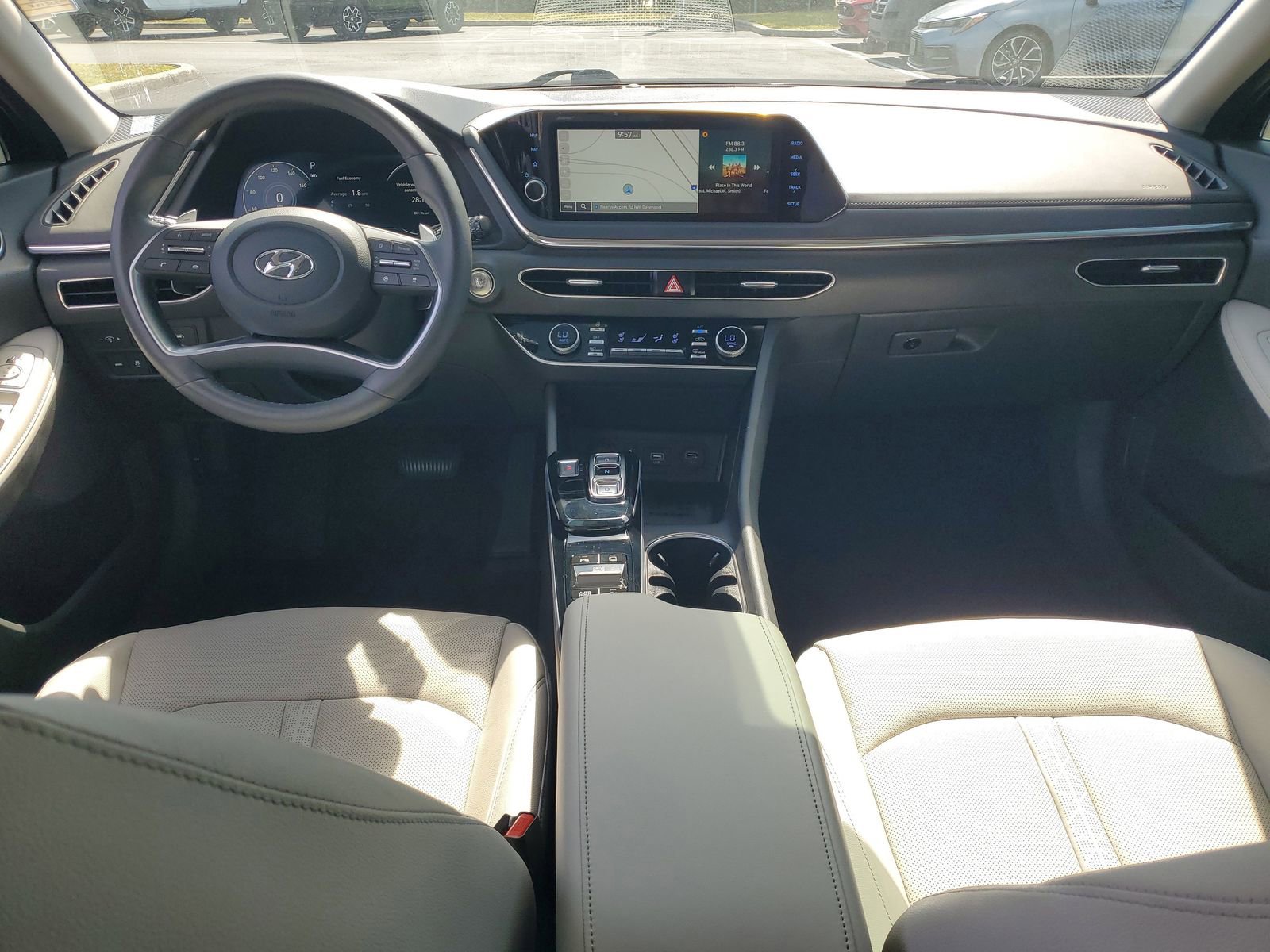 Used 2023 Hyundai Sonata Limited FWD image 12