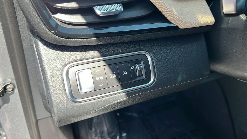 Used 2026 Buick Enclave Preferred w/ LPO, Floor Liner Package FWD image 14