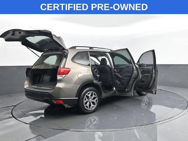 Used 2020 Subaru Forester Premium w/ Popular Package #1 AWD/4WD image 30