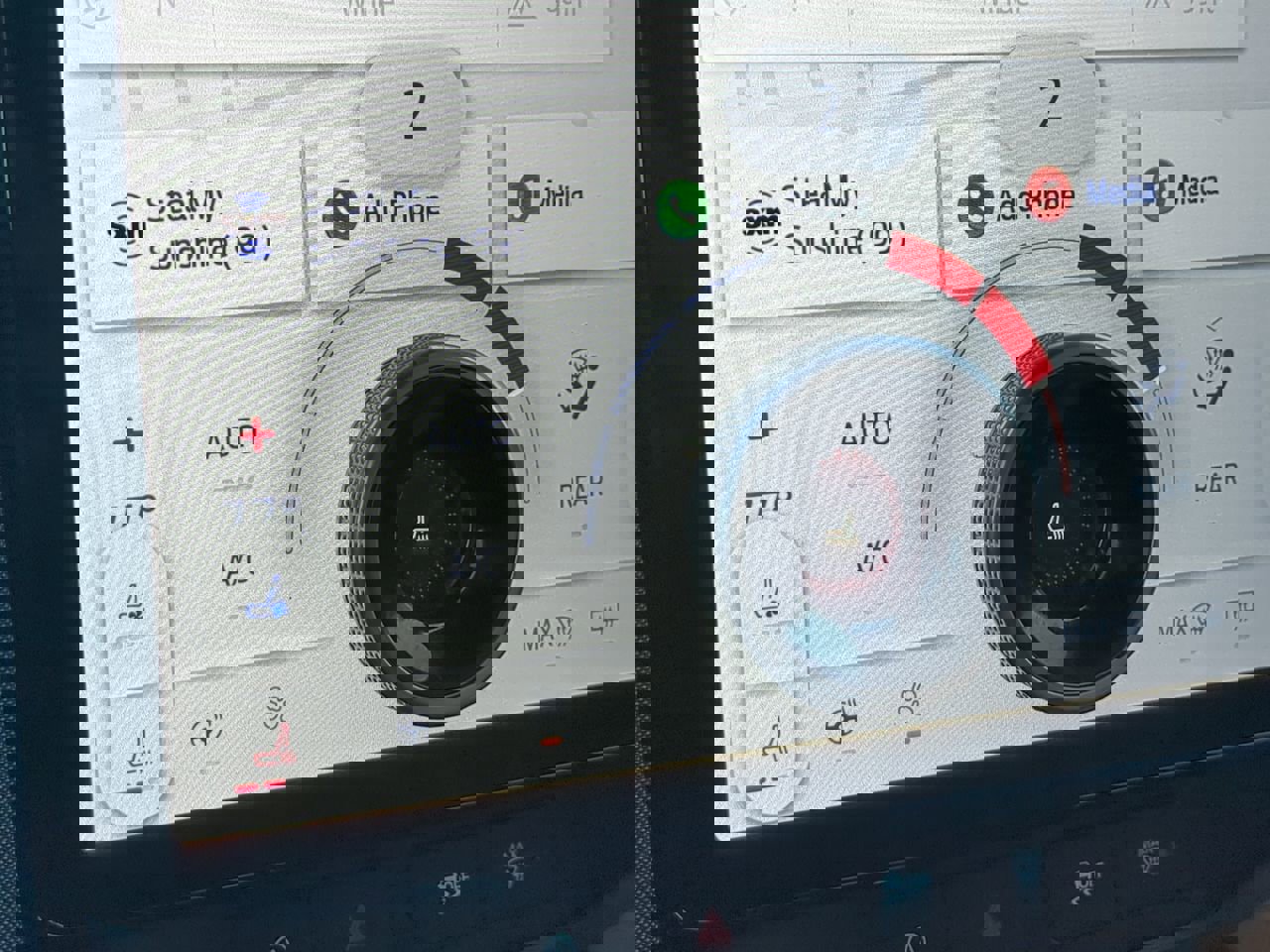 Certified 2024 Ford Expedition Max Platinum image 22