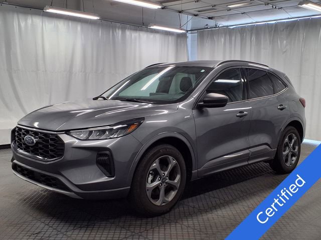 Certified 2023 Ford Escape ST-Line w/ Tech Pack #1 AWD/4WD image 5
