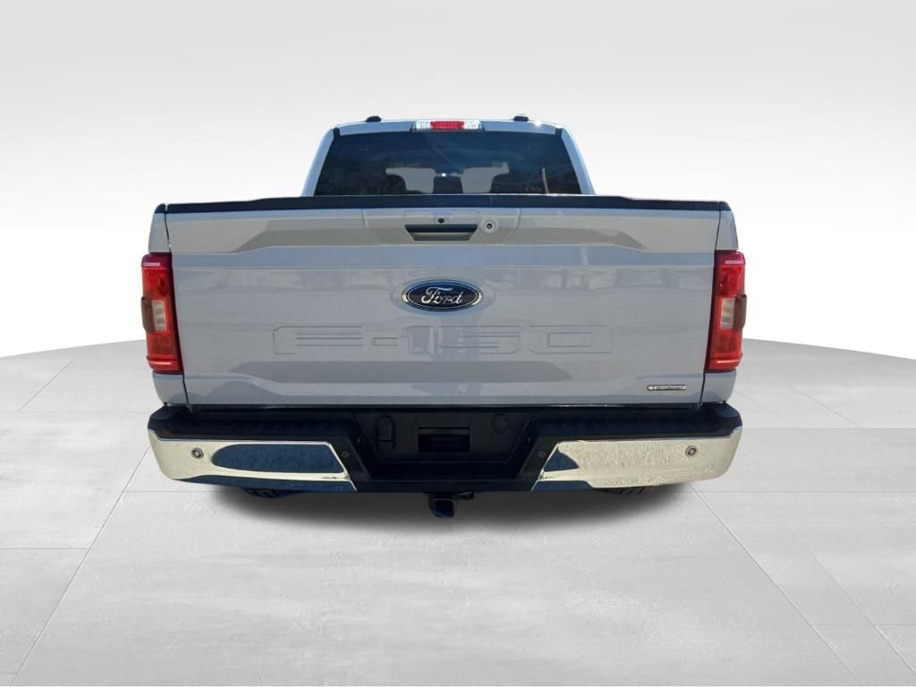 Certified 2022 Ford F150 XLT w/ Equipment Group 302A High image 4