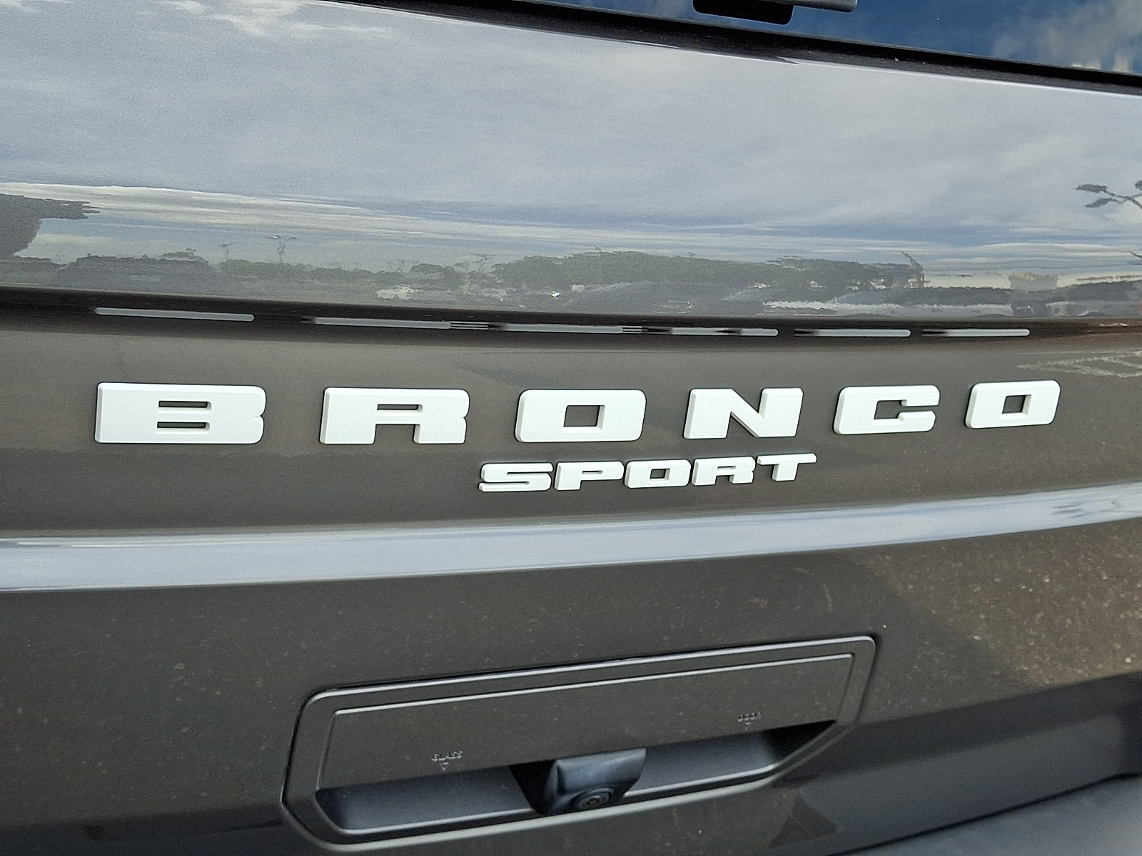 Certified 2024 Ford Bronco Sport Outer Banks w/ Tech Package AWD/4WD image 30