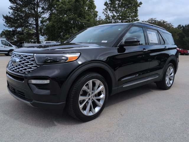 Certified 2023 Ford Explorer Platinum w/ Technology Package AWD/4WD image 8
