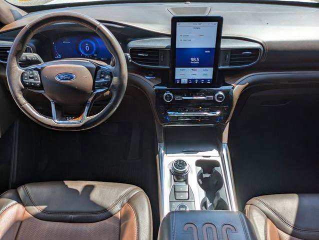 Certified 2022 Ford Explorer King Ranch w/ Premium Technology Package AWD/4WD image 15