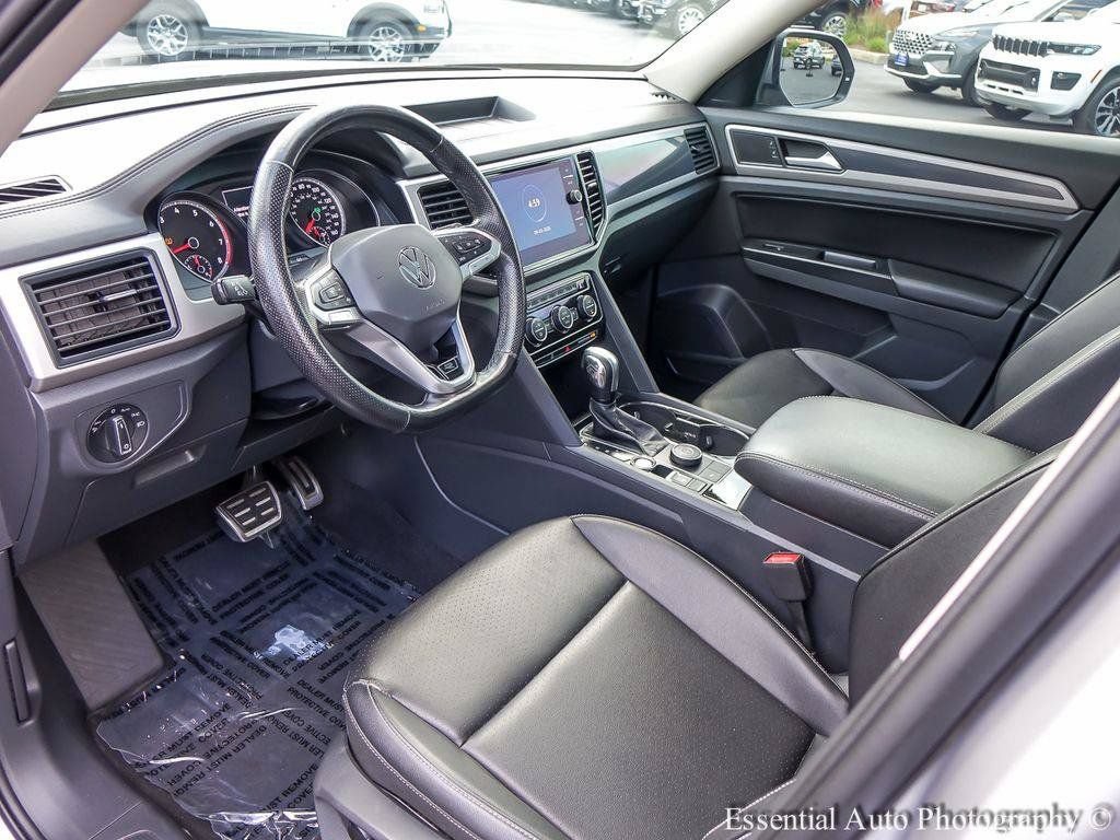Used 2021 Volkswagen Atlas SE w/ Panoramic Sunroof Package AWD/4WD image 10