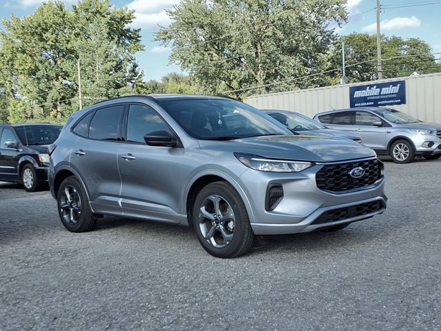 Certified 2024 Ford Escape ST-Line w/ Tech Pack #1 AWD/4WD image 1