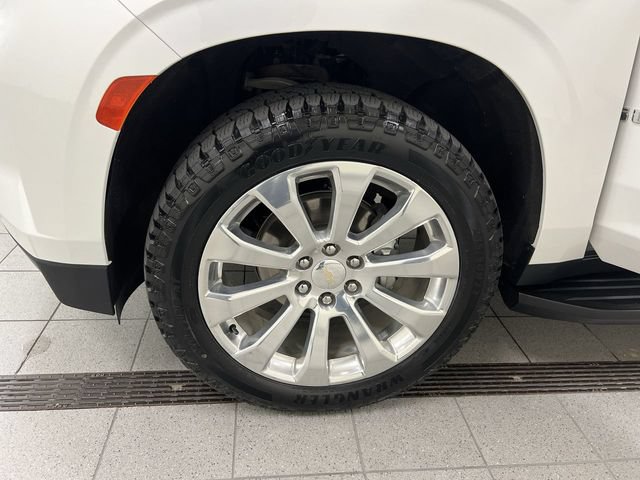 Used 2023 Chevrolet Suburban Premier AWD/4WD image 11