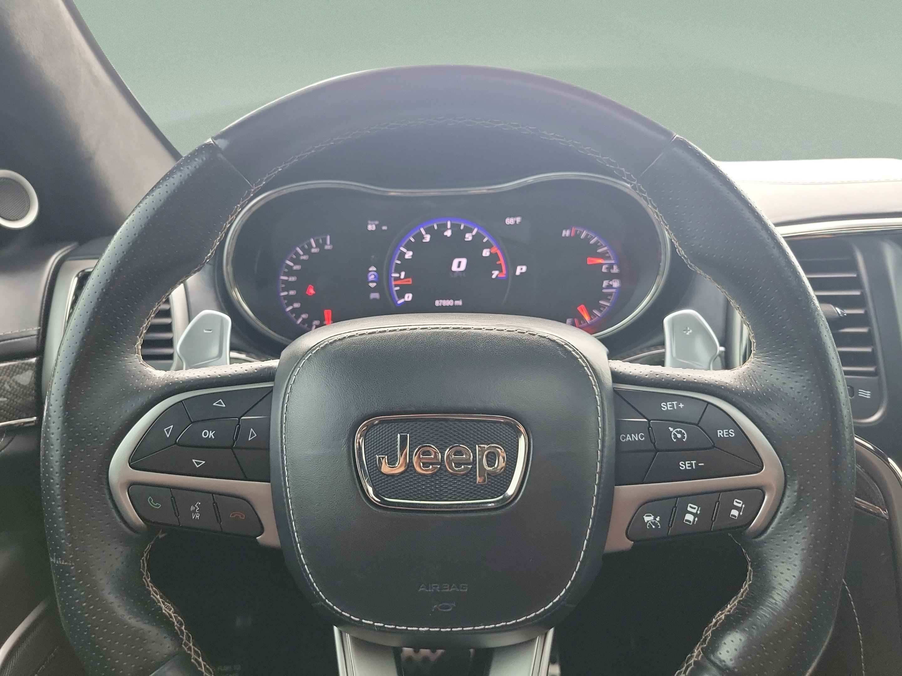 Used 2017 Jeep Grand Cherokee SRT AWD/4WD image 21
