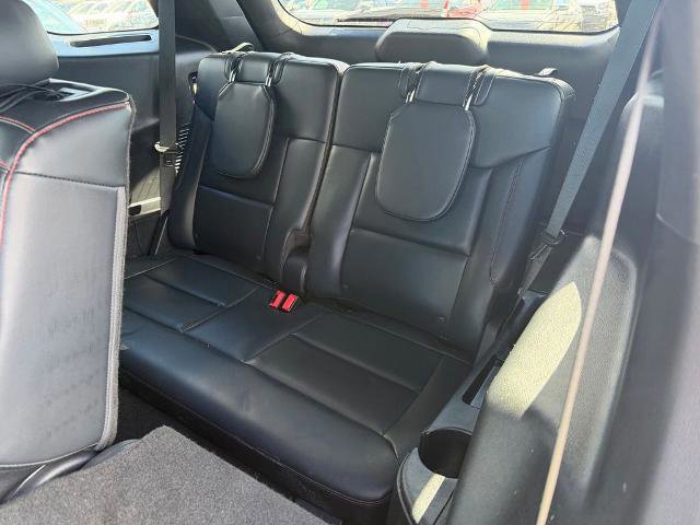 Certified 2025 Ford Explorer ST-Line w/ ST-Line Street Pack image 17