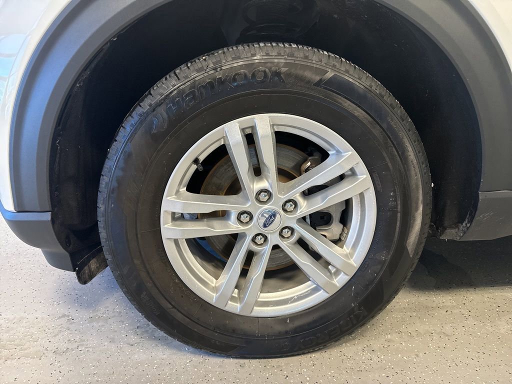 Certified 2023 Ford Explorer XLT w/ Equipment Group 202A image 43