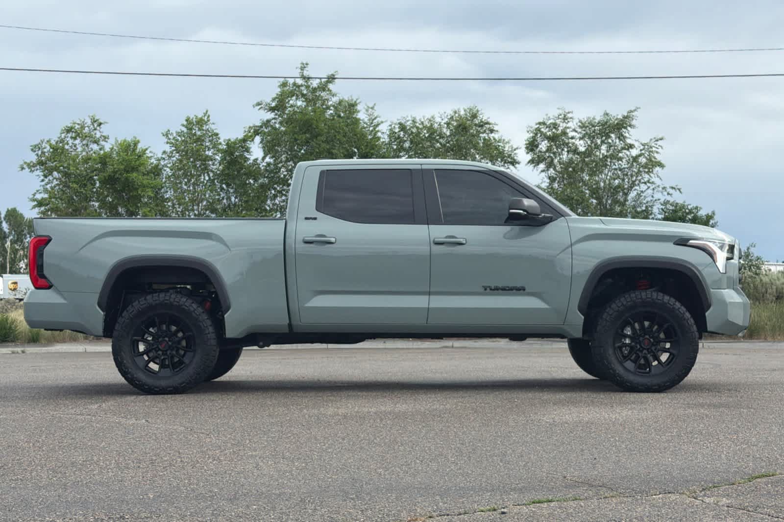 Used 2024 Toyota Tundra SR5 w/ SR5 Premium Package AWD/4WD image 8