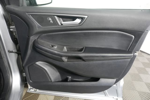Certified 2021 Ford Edge SE image 28