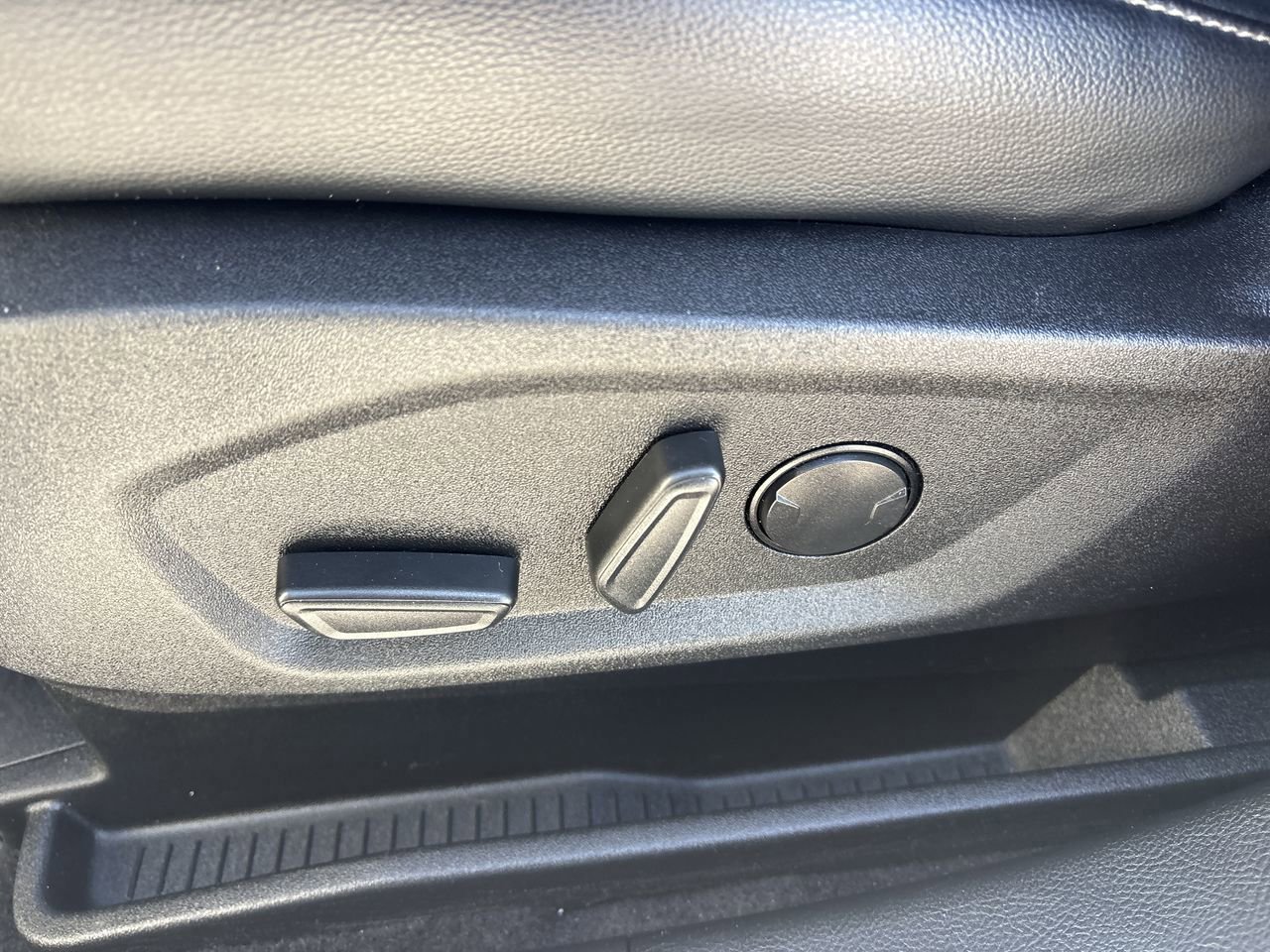 Certified 2022 Ford Edge SEL image 14