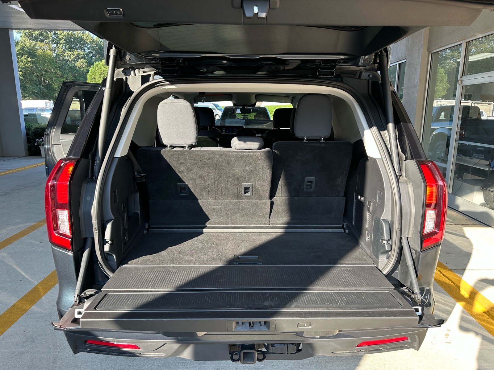Certified 2025 Ford Expedition Active RWD image 24