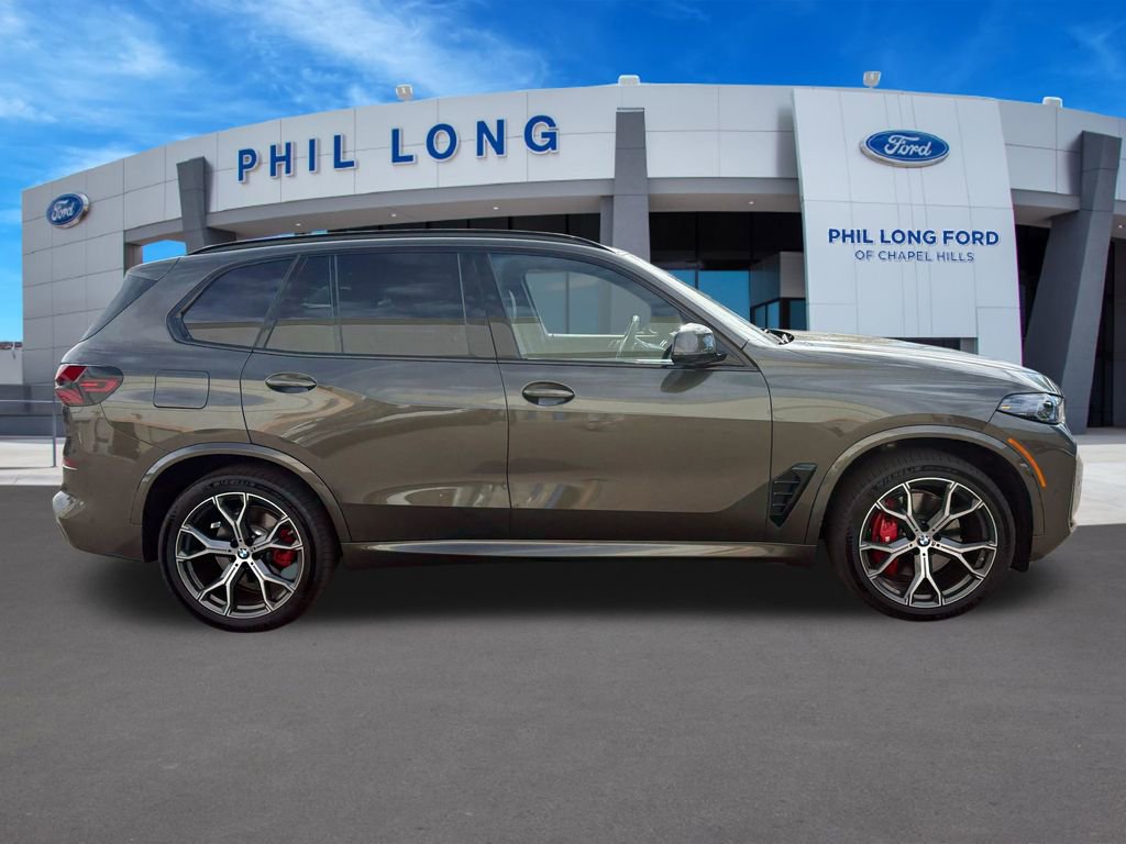 Used 2026 BMW X5 xDrive40i w/ M Sport Package AWD/4WD image 16