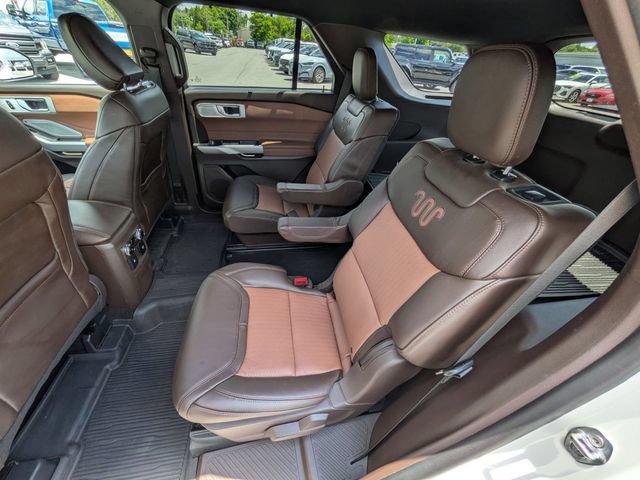 Certified 2023 Ford Explorer King Ranch w/ Technology Package AWD/4WD image 16