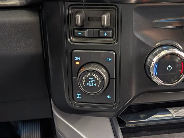 Certified 2024 Ford F250 Lariat w/ Lariat Ultimate Package AWD/4WD image 32