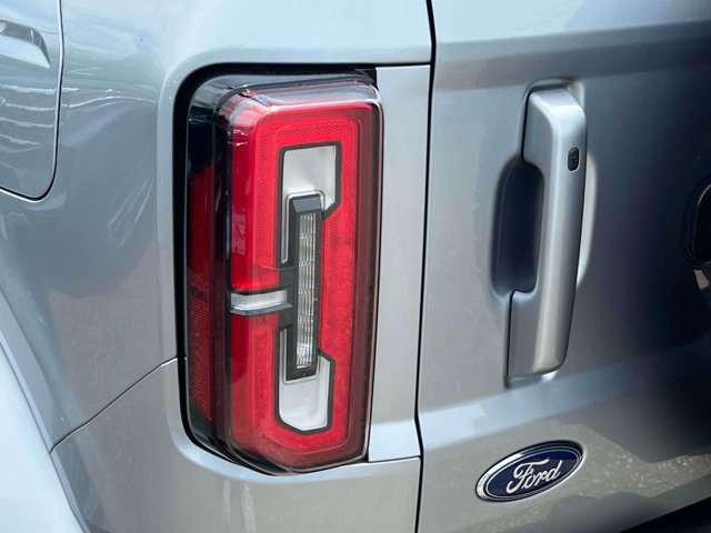 Certified 2023 Ford Bronco Outer Banks AWD/4WD image 11