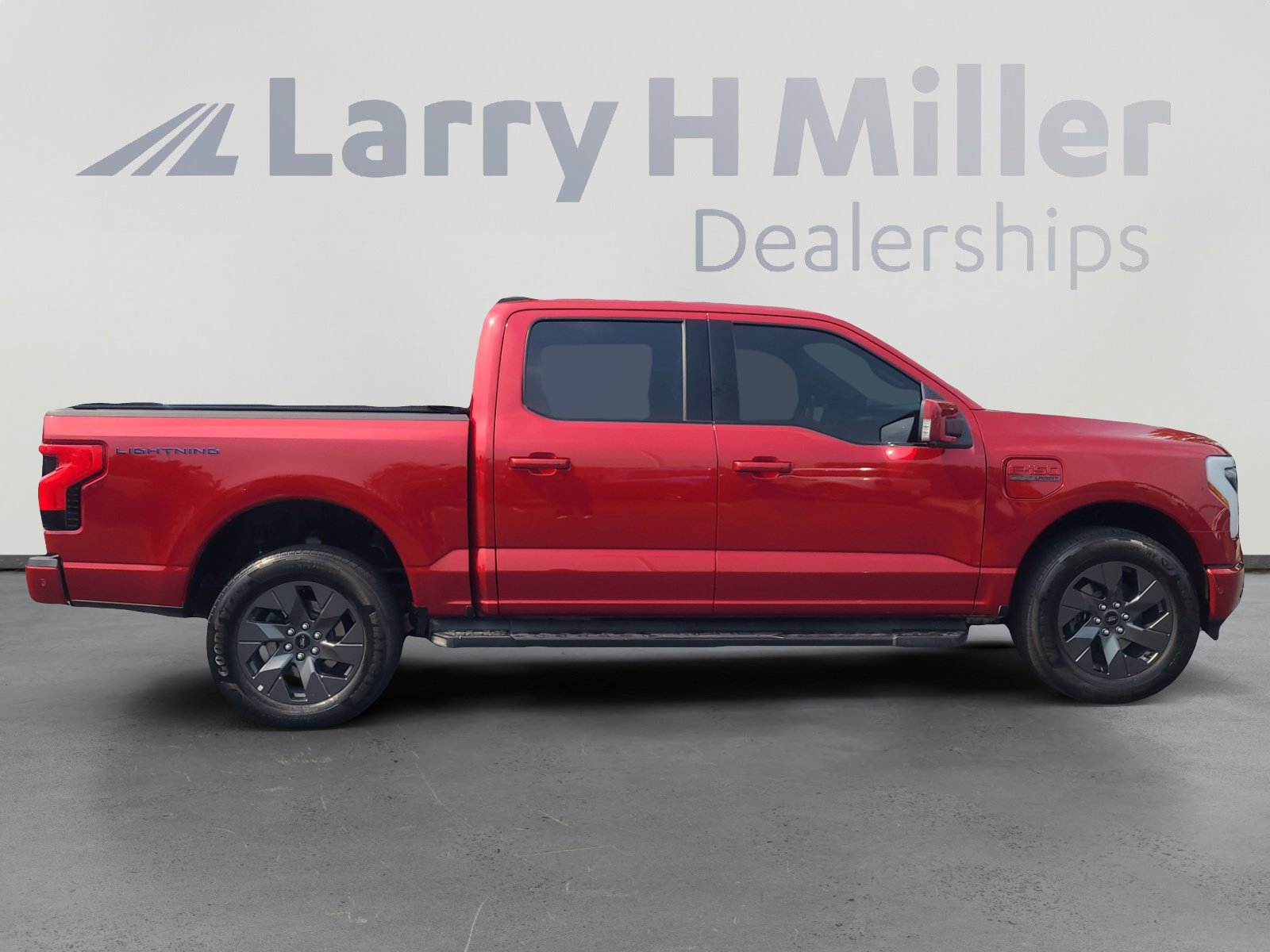 Certified 2023 Ford F150 Lightning Lariat w/ Equipment Group 511A High AWD/4WD image 6